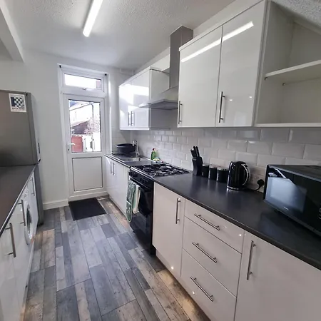 Cadogan House By Cliftonvalley Apartment *